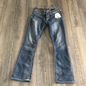 Seven7 Slim Boot Jeans. Size 6. NWT